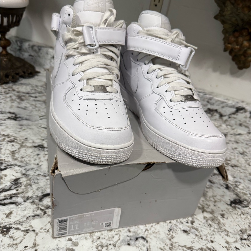 Nike Classic White High-Tops
